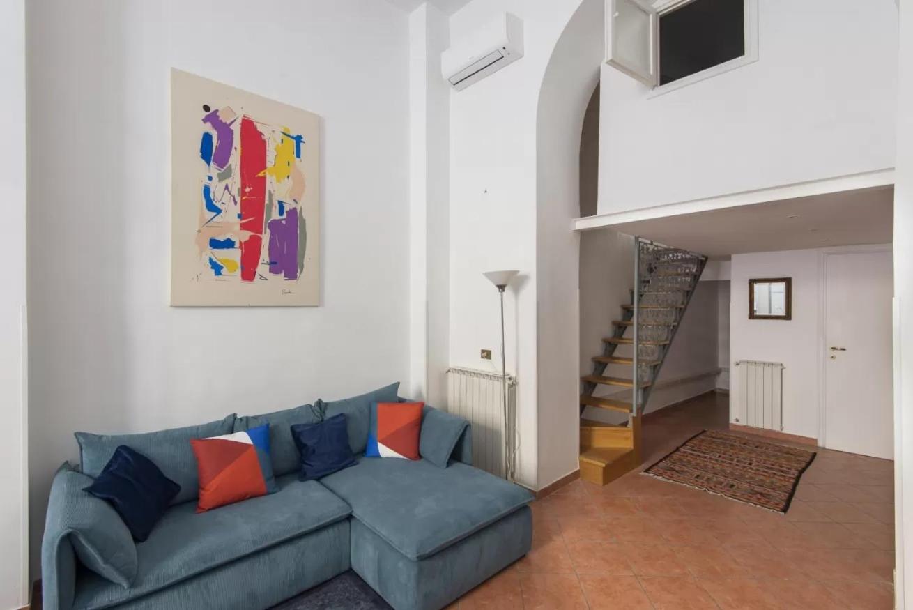 Elegant Loft At Piazza Vittorio Apartment